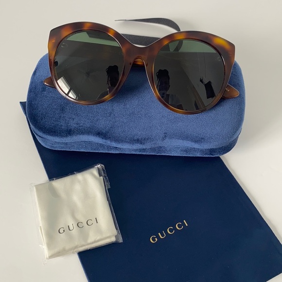Gucci Accessories - Gucci sunglasses 0028 SA